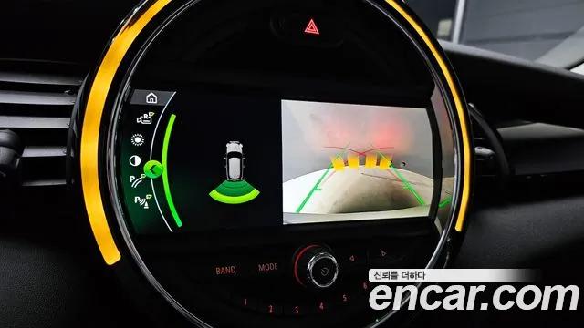 Mini Cooper 2020 — фото 15