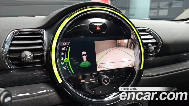 Mini Clubman 2021 — фото 17