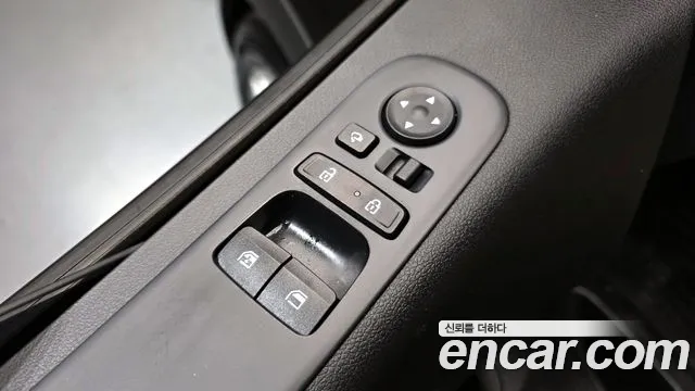 Hyundai Staria 2022 — фото 14