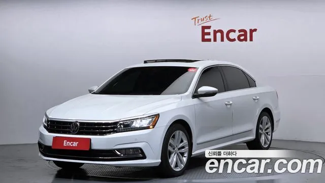 Volkswagen Passat 2018 — фото 1