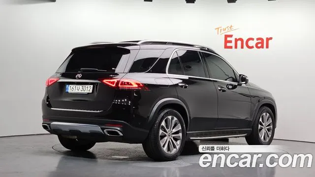 Mercedes-Benz GLE-Class 2021 — фото 2