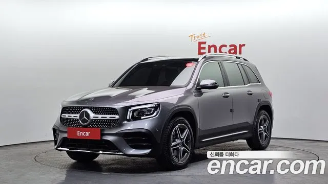 Mercedes-Benz GLB-Class 2023 — фото 1