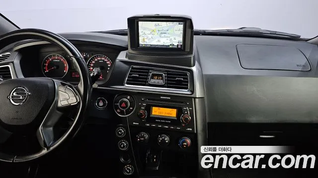 KG_Mobility_Ssangyong KORANDO 2016 — фото 14