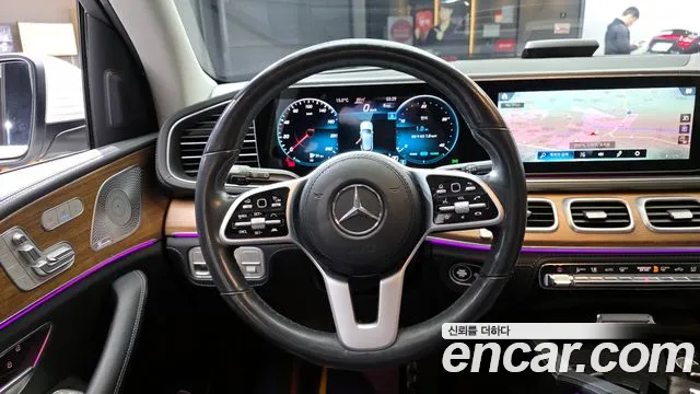 Mercedes-Benz GLE-Class 2021 — фото 13