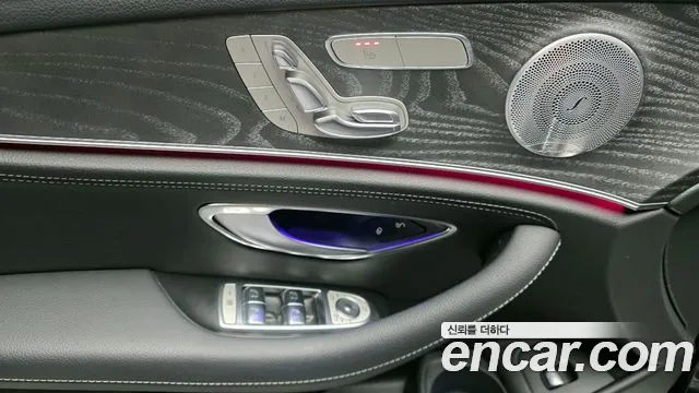Mercedes-Benz E-Class 2021 — фото 14