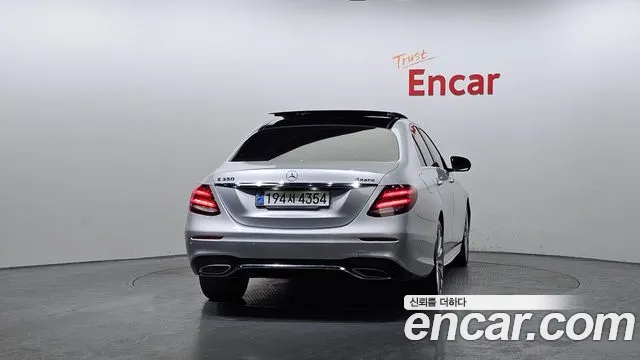 Mercedes-Benz E-Class 2020 — фото 4