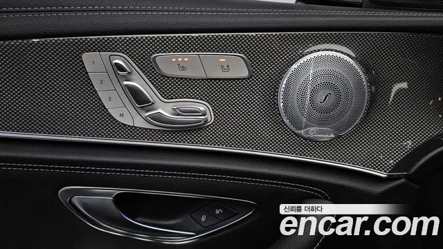 Mercedes-Benz E-Class 2020 — фото 14