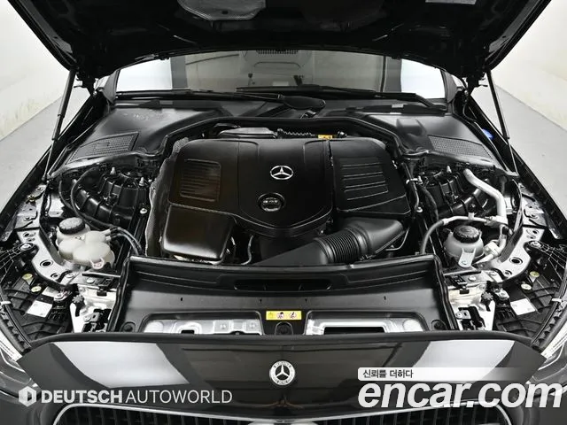 Mercedes-Benz C-Class 2024 — фото 18