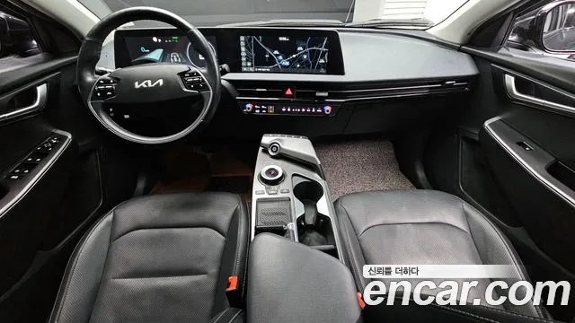 Kia EV6 2023 — фото 7