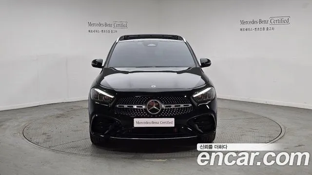 Mercedes-Benz GLA-Class 2025 — фото 3