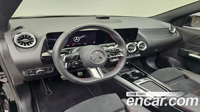 Mercedes-Benz GLA-Class 2025 — фото 11