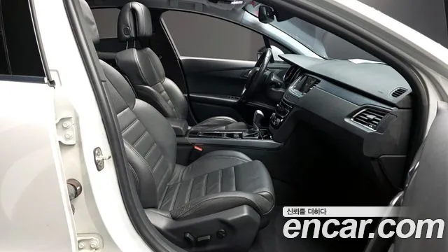 Peugeot 508 2017 — фото 11