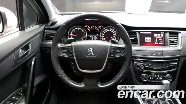 Peugeot 508 2017 — фото 13