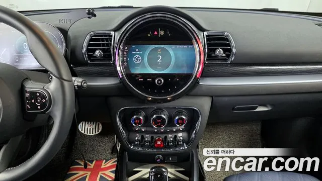 Mini Clubman 2023 — фото 14