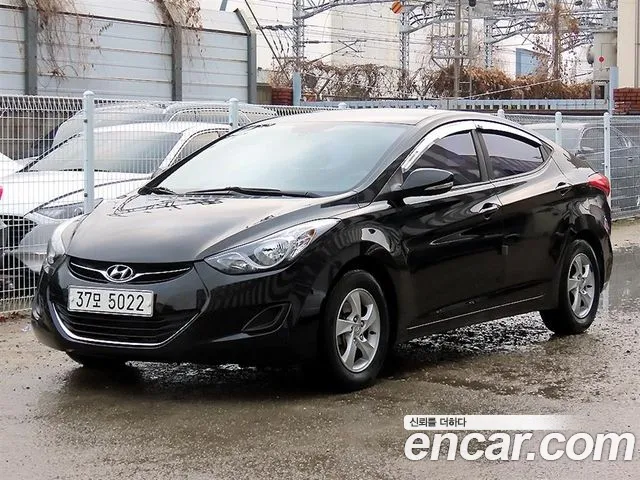 Hyundai AVANTE 2014 — фото 1