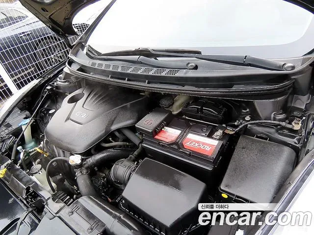 Hyundai AVANTE 2014 — фото 16