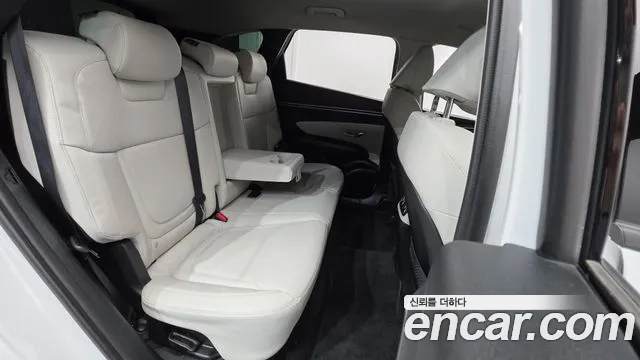 Hyundai Tucson 2023 — фото 17