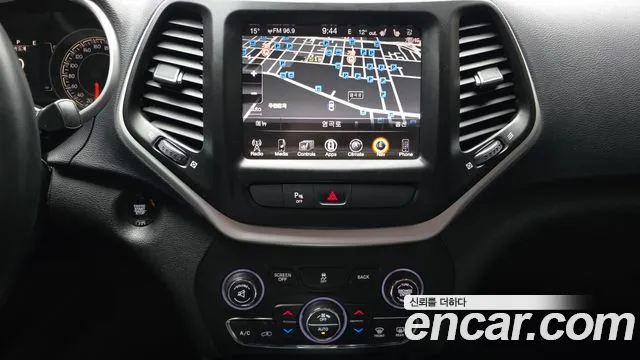Jeep Cherokee 2017 — фото 14