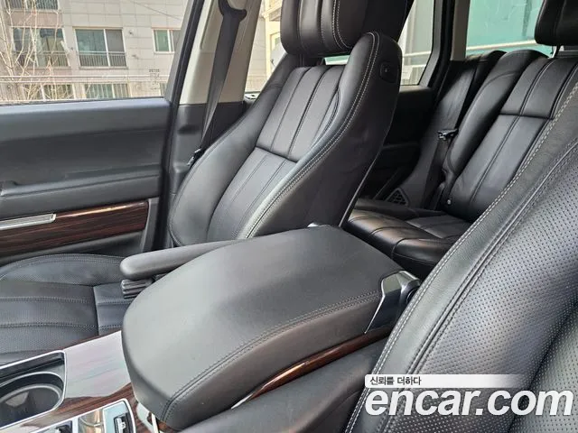Land Rover Range Rover 2015 — фото 11