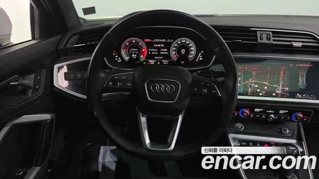 Audi Q3 2022 — фото 13