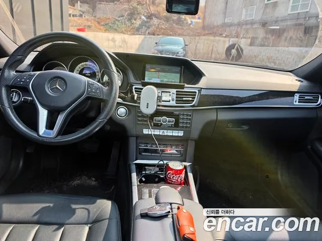 Mercedes-Benz E-Class 2015 — фото 9