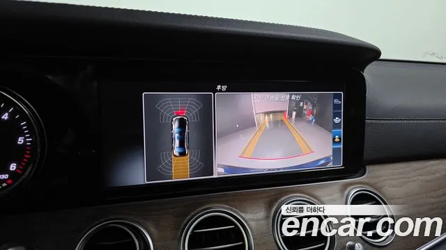 Mercedes-Benz E-Class 2017 — фото 15