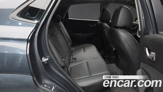 Hyundai Kona 2018 — фото 12