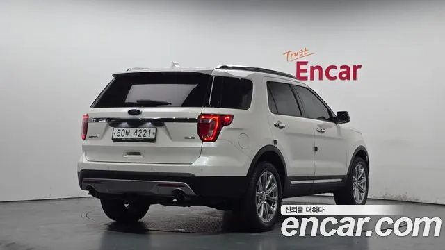 Ford Explorer 2017 — фото 2