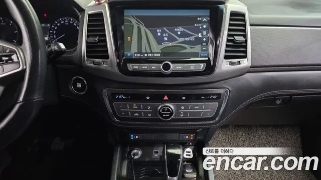 KG_Mobility_Ssangyong Rexton 2018 — фото 16
