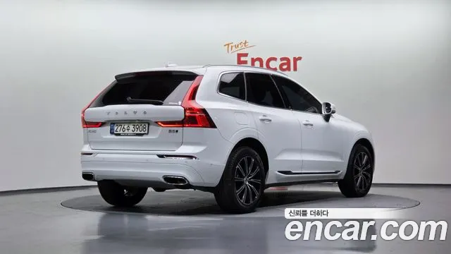 Volvo XC60 2021 — фото 2