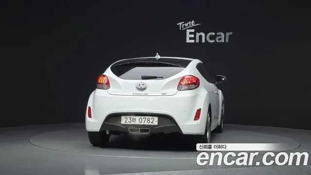 Hyundai Veloster 2017 — фото 4