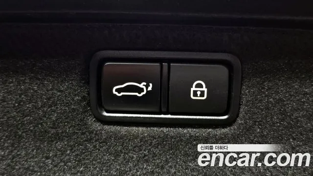 Hyundai Genesis 2016 — фото 20