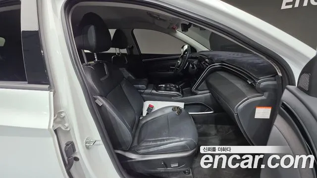 Hyundai Tucson 2023 — фото 10