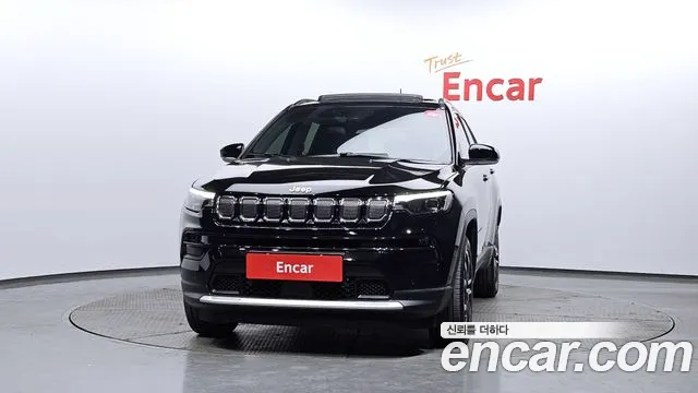 Jeep Compass 2022 — фото 3