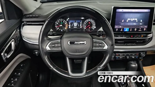 Jeep Compass 2022 — фото 14