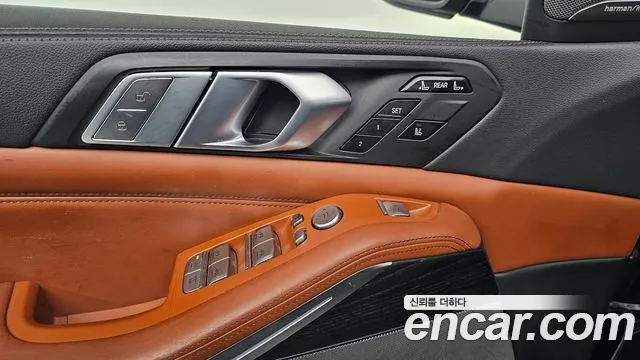 BMW X7 2020 — фото 18