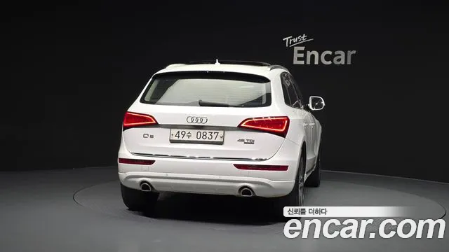 Audi Q5 2016 — фото 4