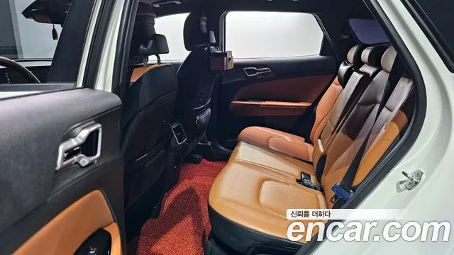 Kia Sportage 2022 — фото 12