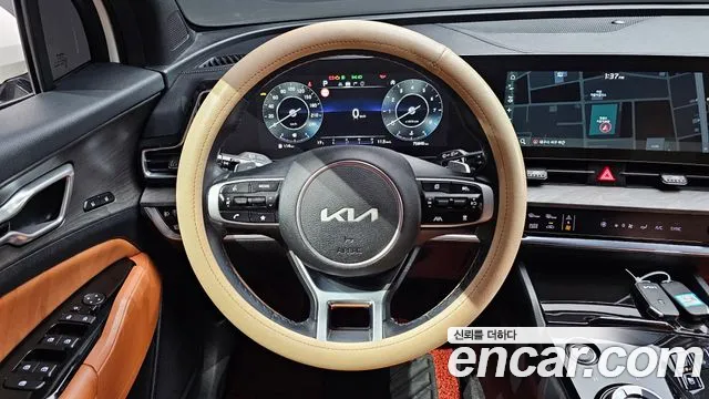 Kia Sportage 2022 — фото 13