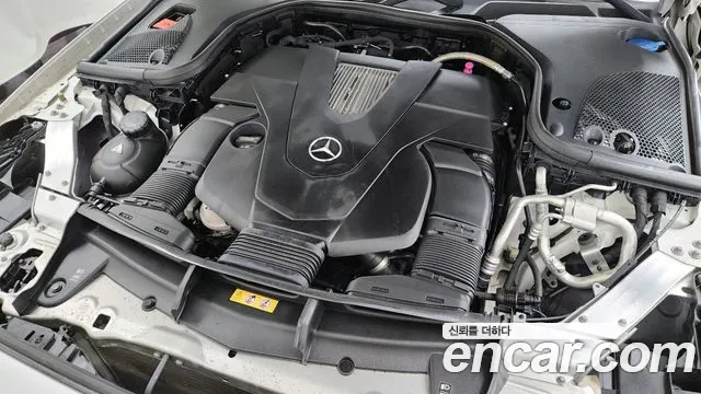 Mercedes-Benz E-Class 2020 — фото 6