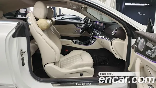 Mercedes-Benz E-Class 2020 — фото 11