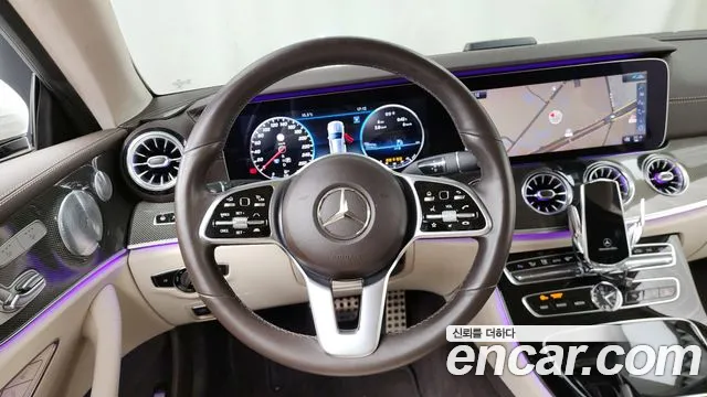 Mercedes-Benz E-Class 2020 — фото 13