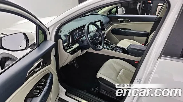 Kia Sportage 2023 — фото 10