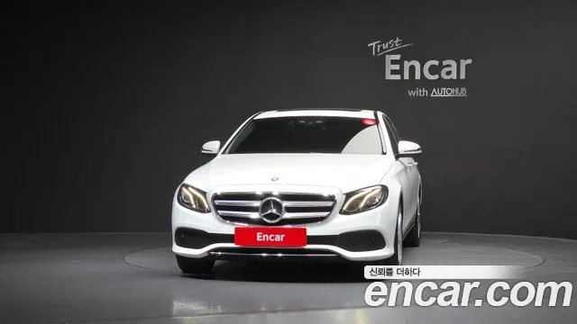 Mercedes-Benz E-Class 2017 — фото 3