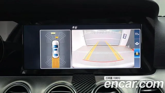 Mercedes-Benz E-Class 2017 — фото 15