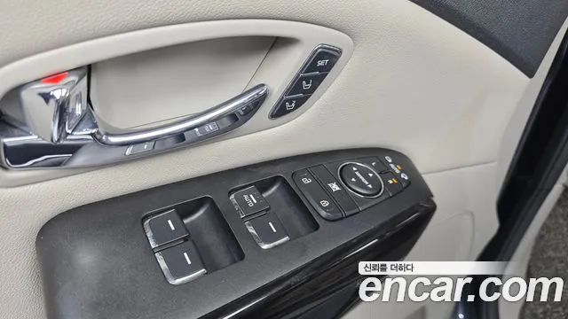 Kia Canival 2019 — фото 12