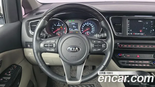 Kia Canival 2019 — фото 14