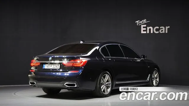 BMW 7-Series 2017 — фото 2