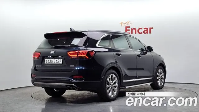 Kia Sorento 2018 — фото 2