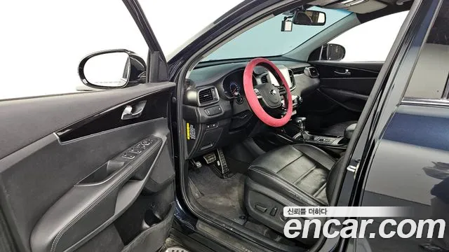 Kia Sorento 2018 — фото 10